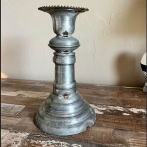 Candleholder